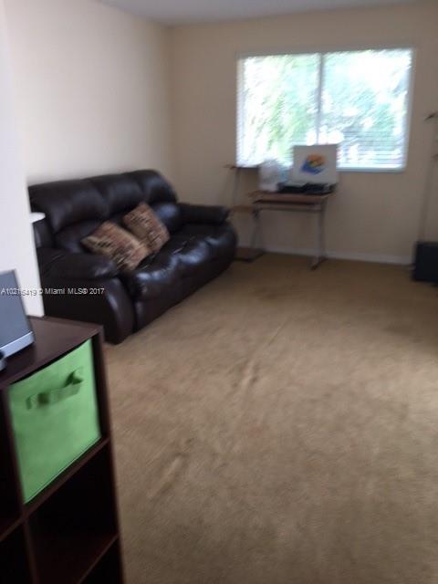 DORAL CHASE - Residential Lease