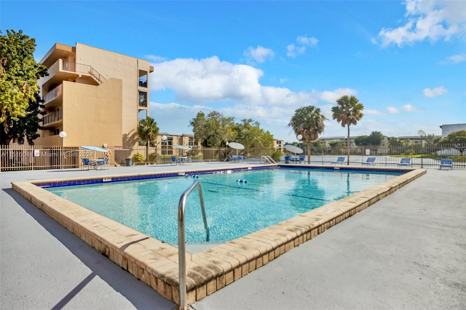 PINESIDE NO 2 CONDO - Residential
