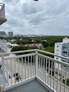 DA VINCI ON DOUGLAS CONDO - Residential Lease