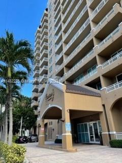 DA VINCI ON DOUGLAS CONDO - Residential Lease