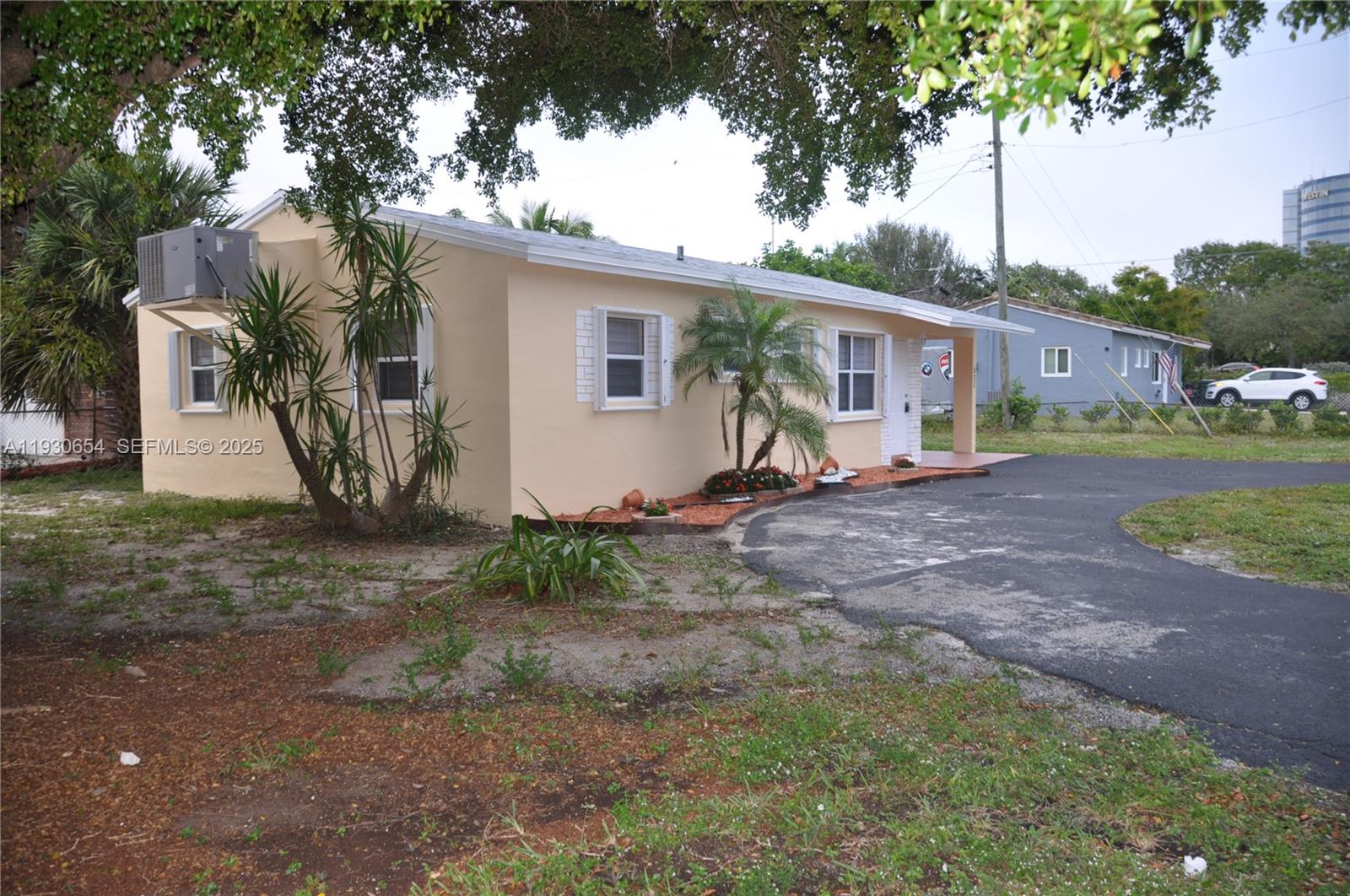 COLLIER ESTATES 1ST ADD - Residential