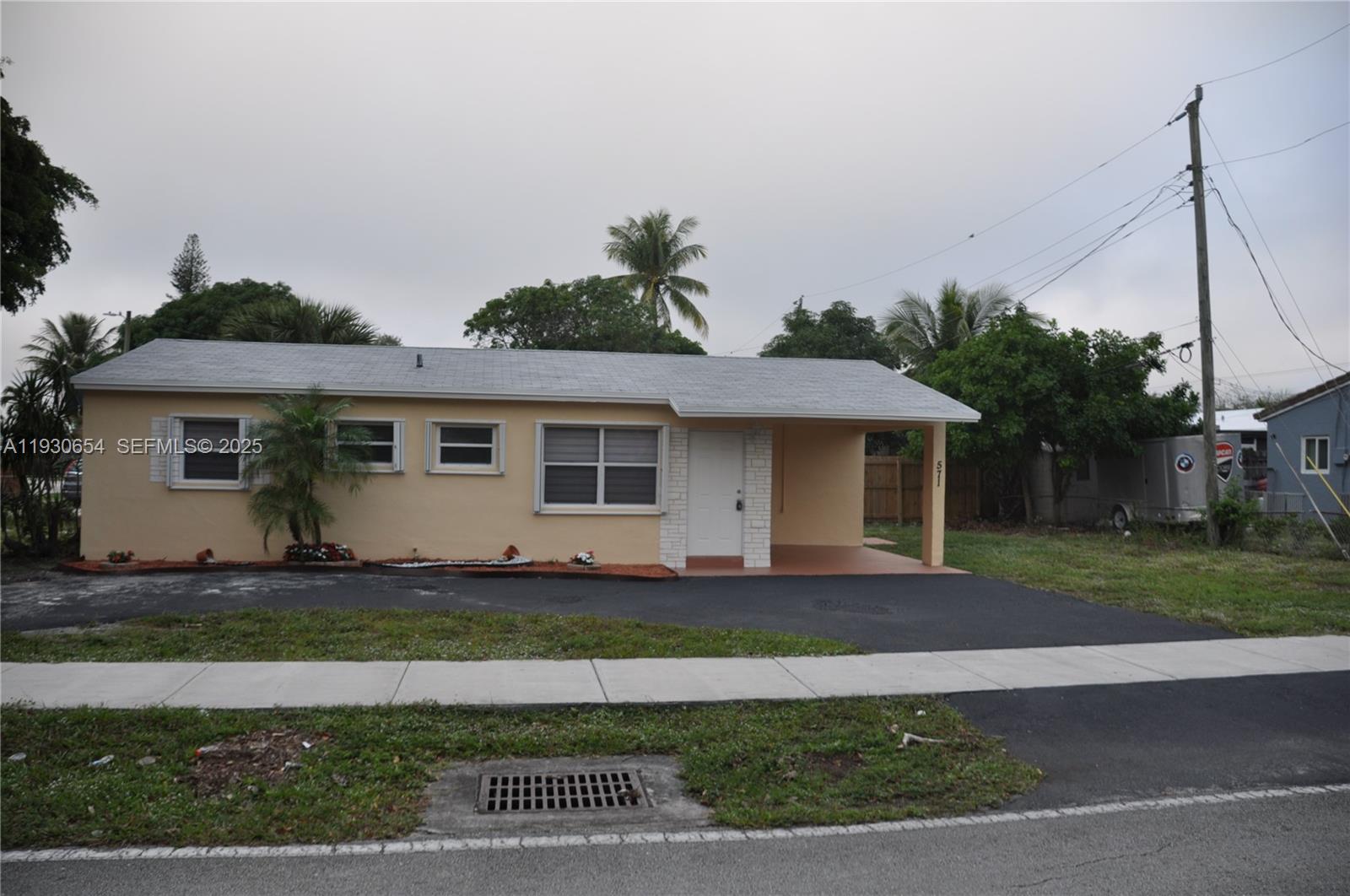 COLLIER ESTATES 1ST ADD - Residential