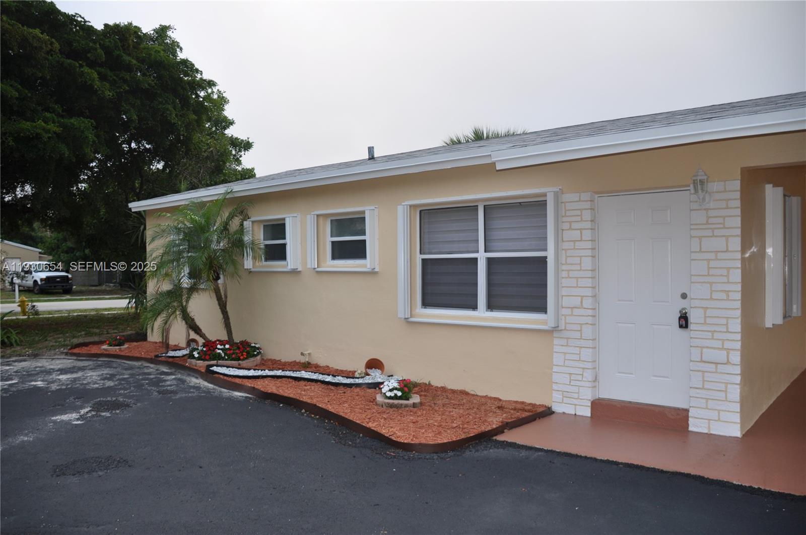 COLLIER ESTATES 1ST ADD - Residential