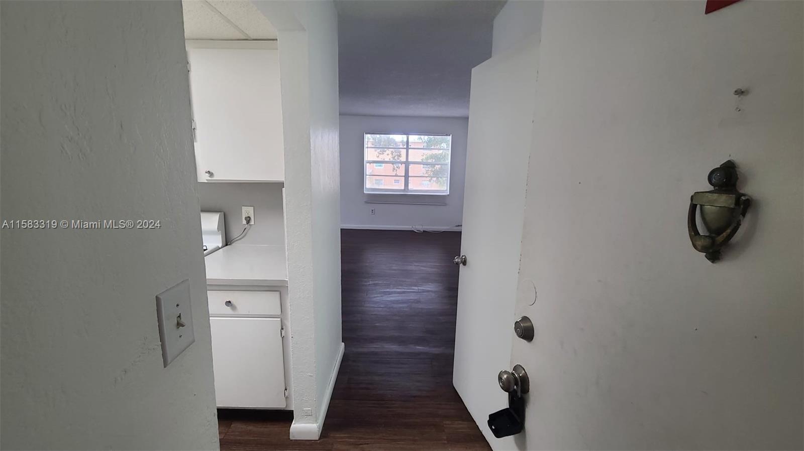 VILLA CATALINA CONDO - Residential Lease