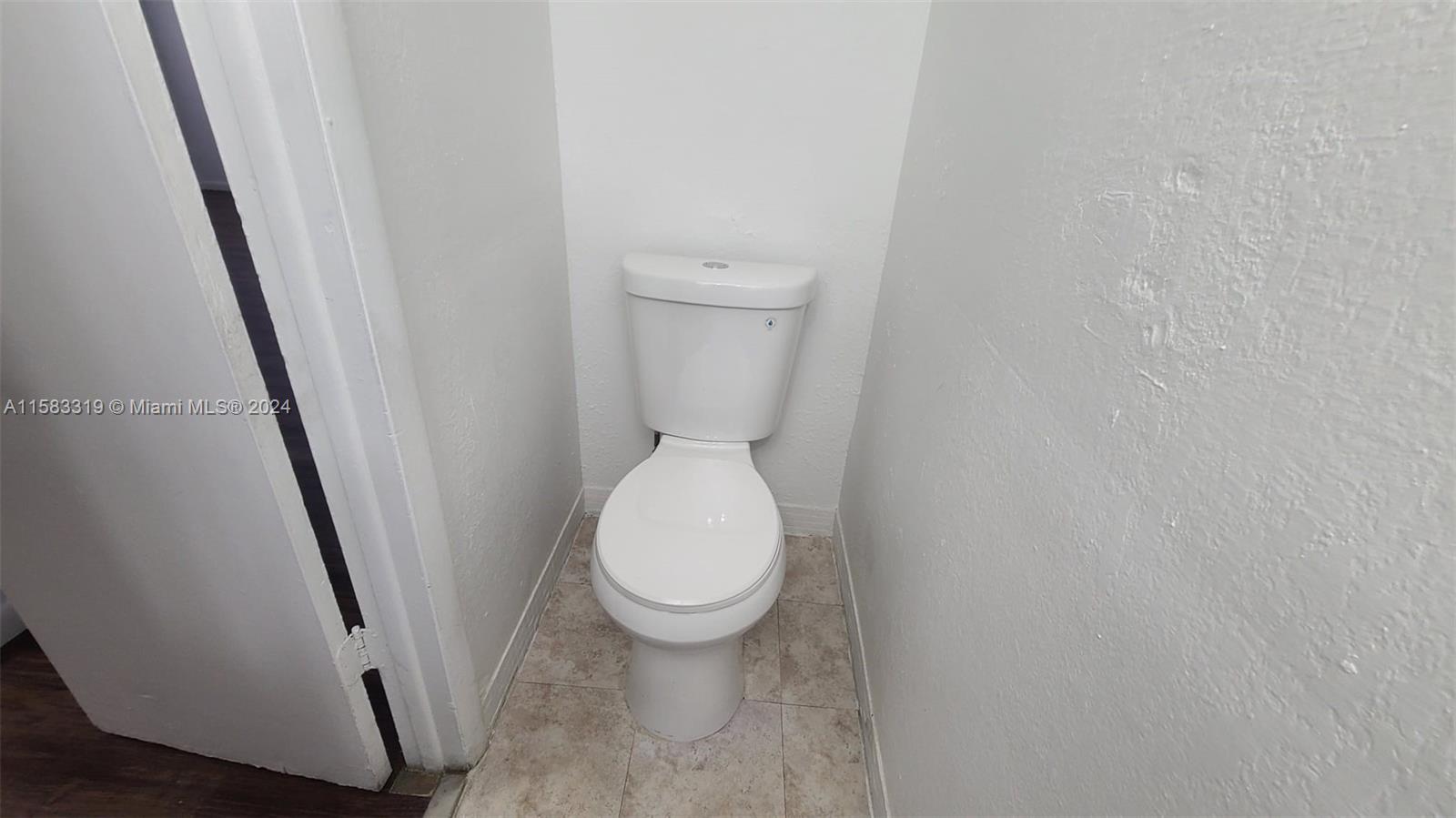 VILLA CATALINA CONDO - Residential Lease