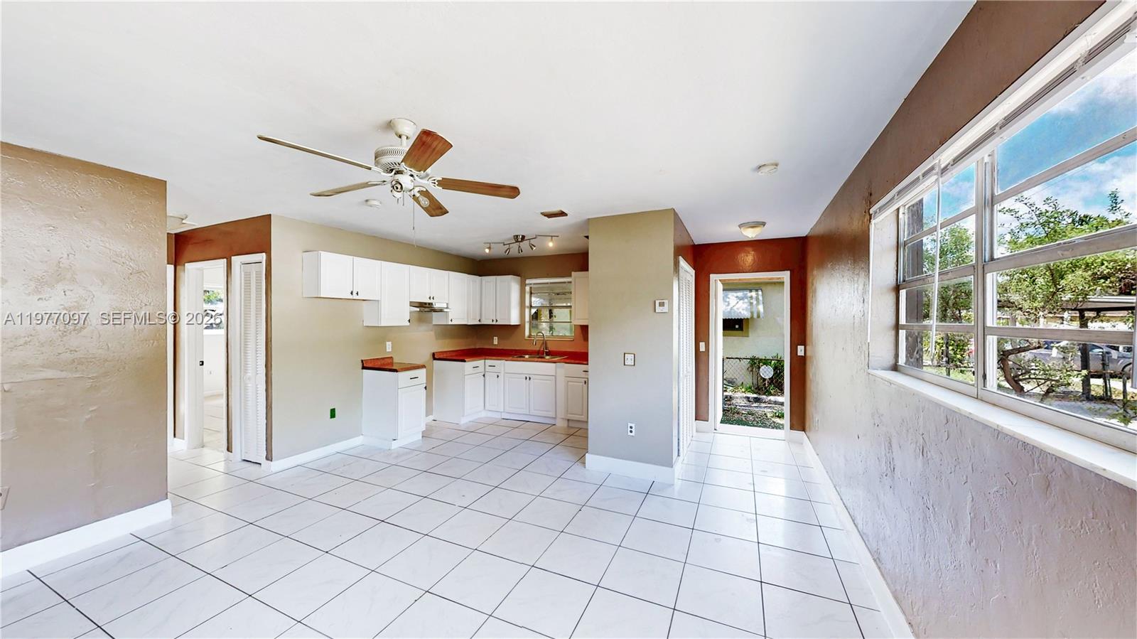 HIALEAH HEIGHTS - Residential