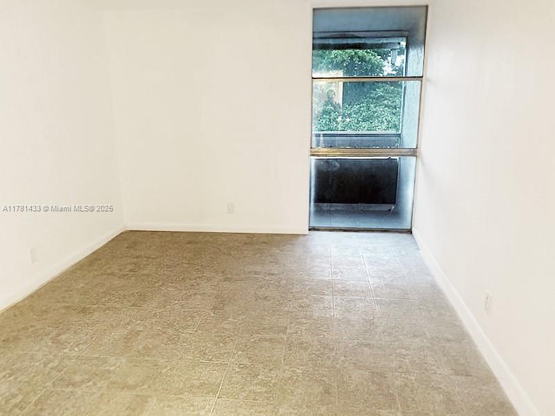 NEWPORT AT LAUDERHILL CON - Residential Lease
