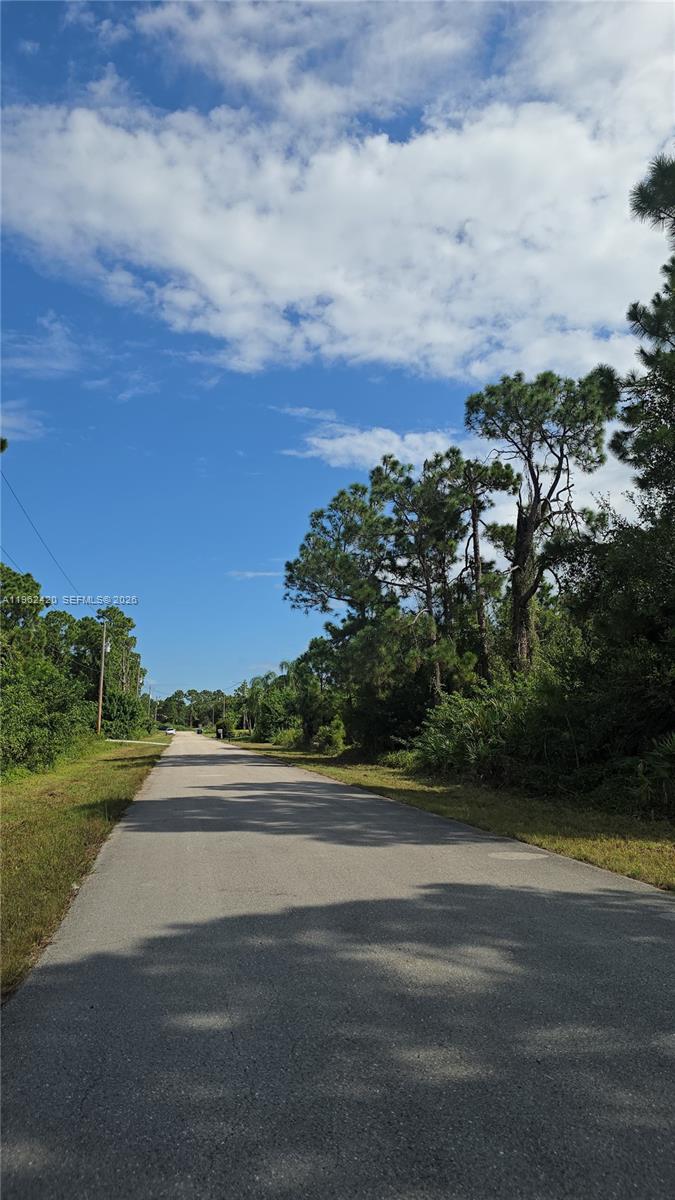 Lee County Unincorporated - Land