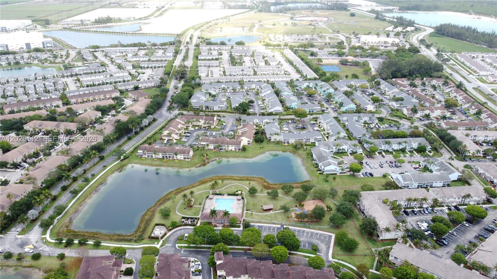 KEYS GATE CONDO NO ONE - Residential