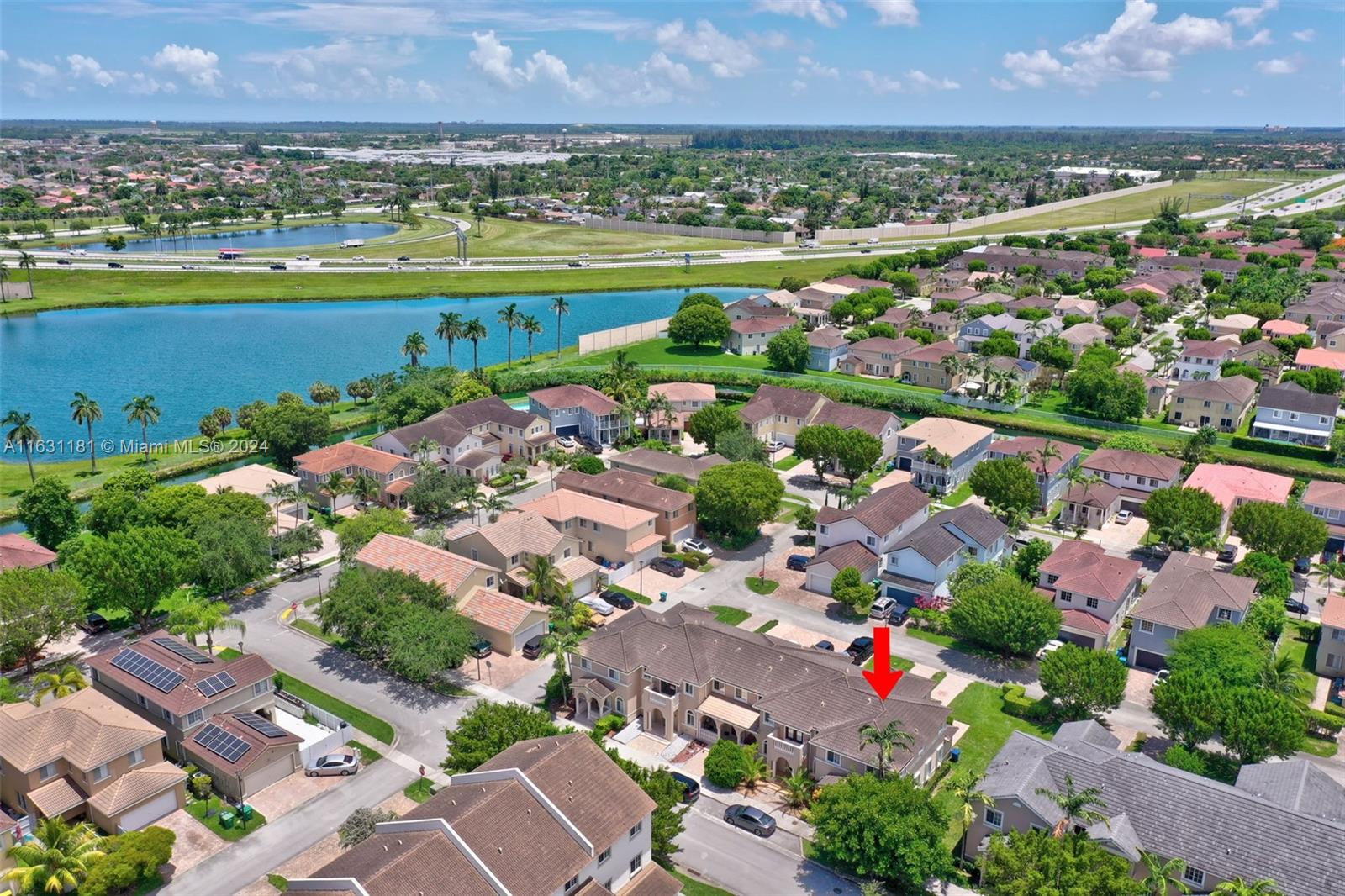 MANDARIN LAKES - Residential
