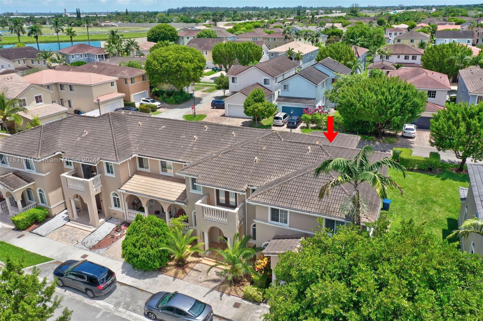 MANDARIN LAKES - Residential