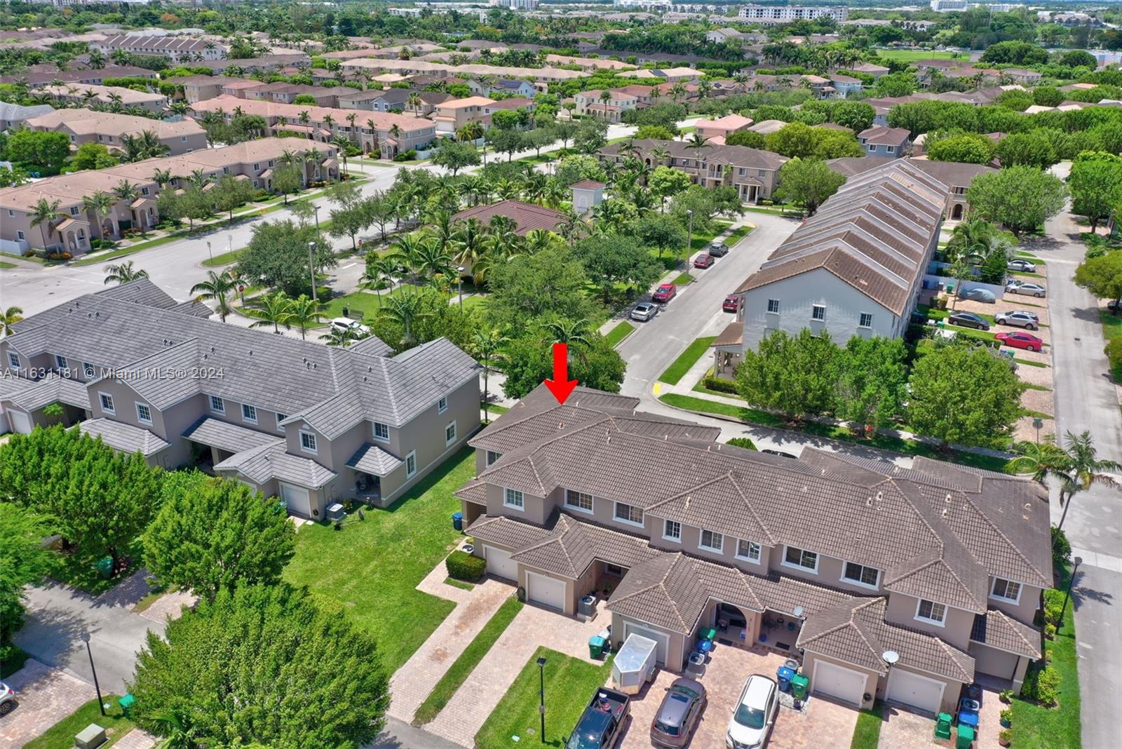 MANDARIN LAKES - Residential