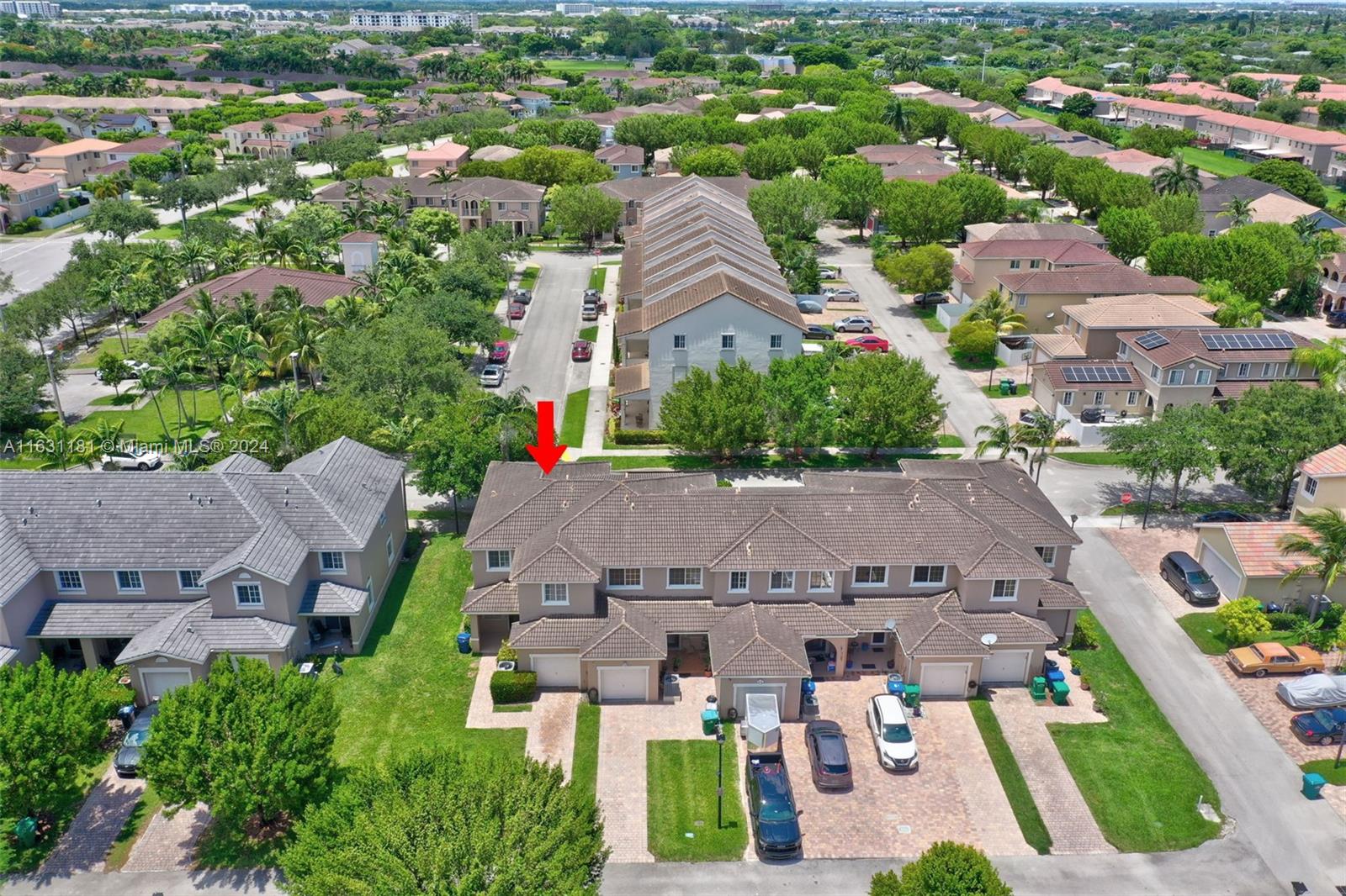 MANDARIN LAKES - Residential