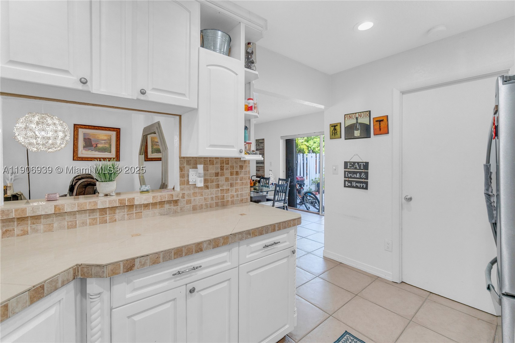 TARACOMA TOWNHOMES CONDO - Residential