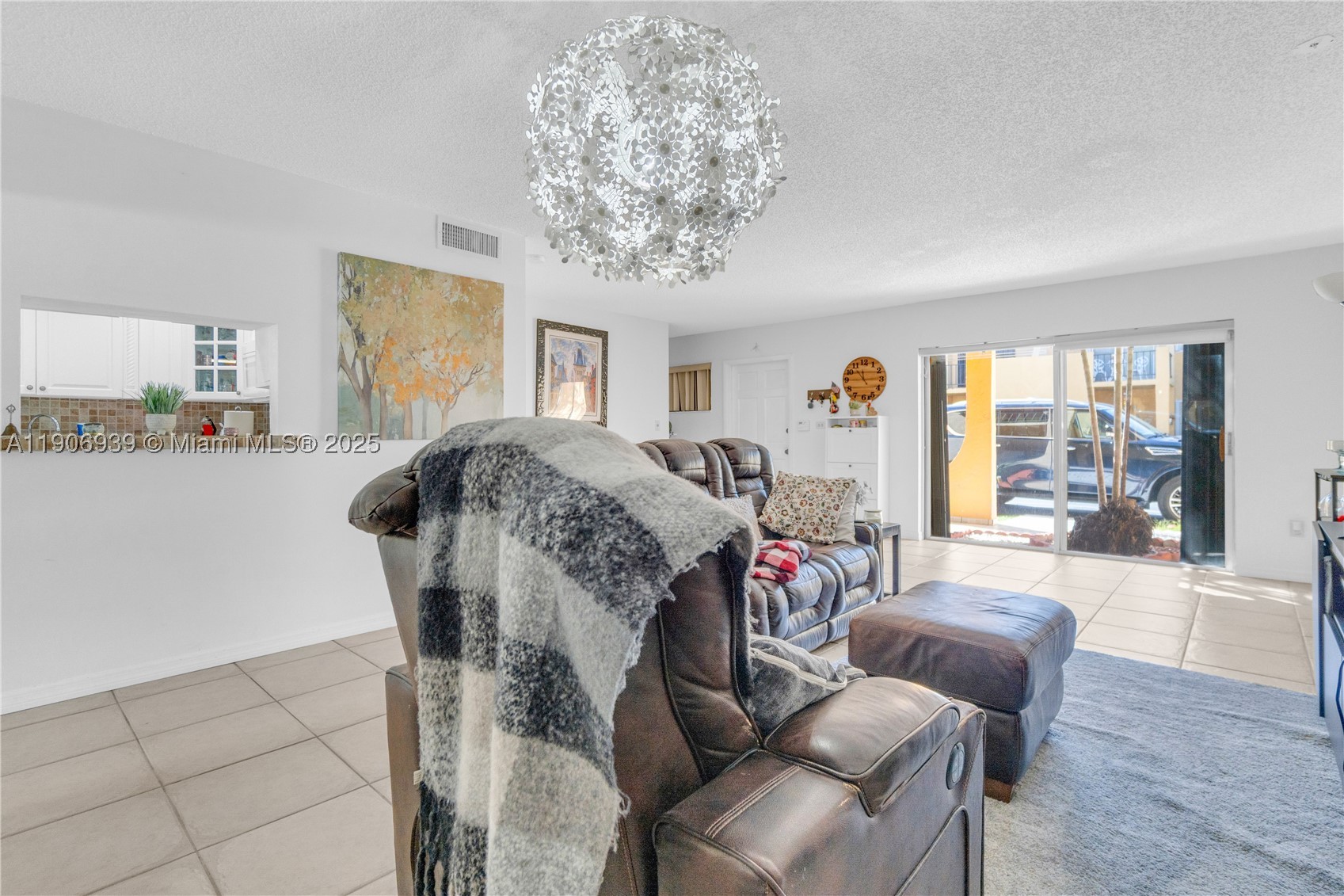 TARACOMA TOWNHOMES CONDO - Residential