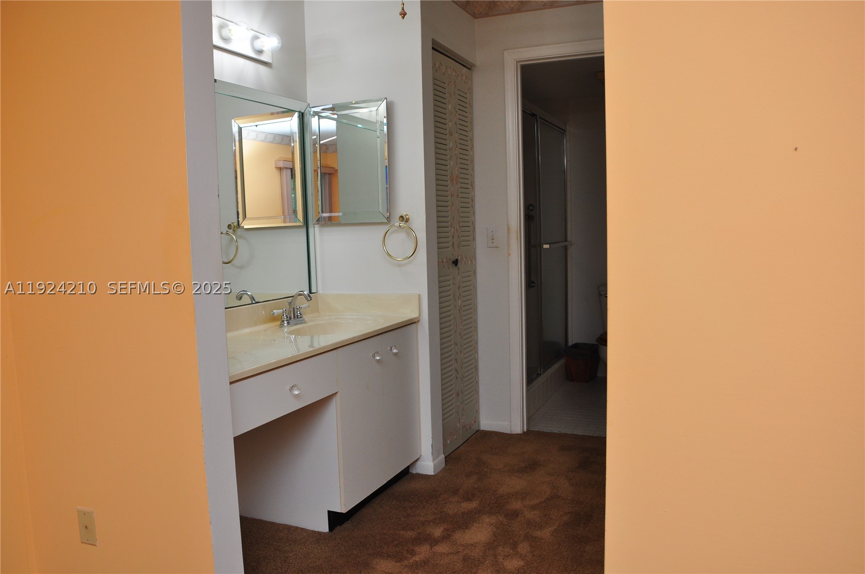 IVANHOE EAST AT CENTURY V - Residential