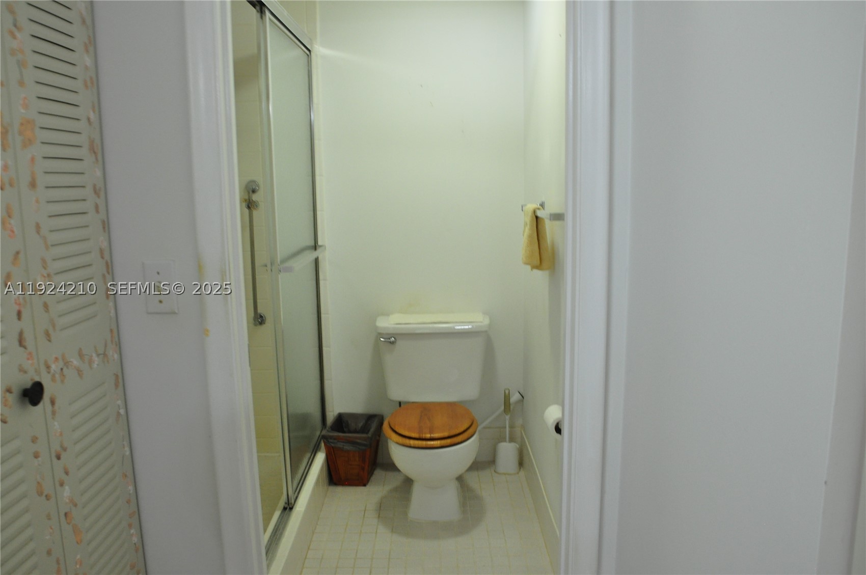 IVANHOE EAST AT CENTURY V - Residential