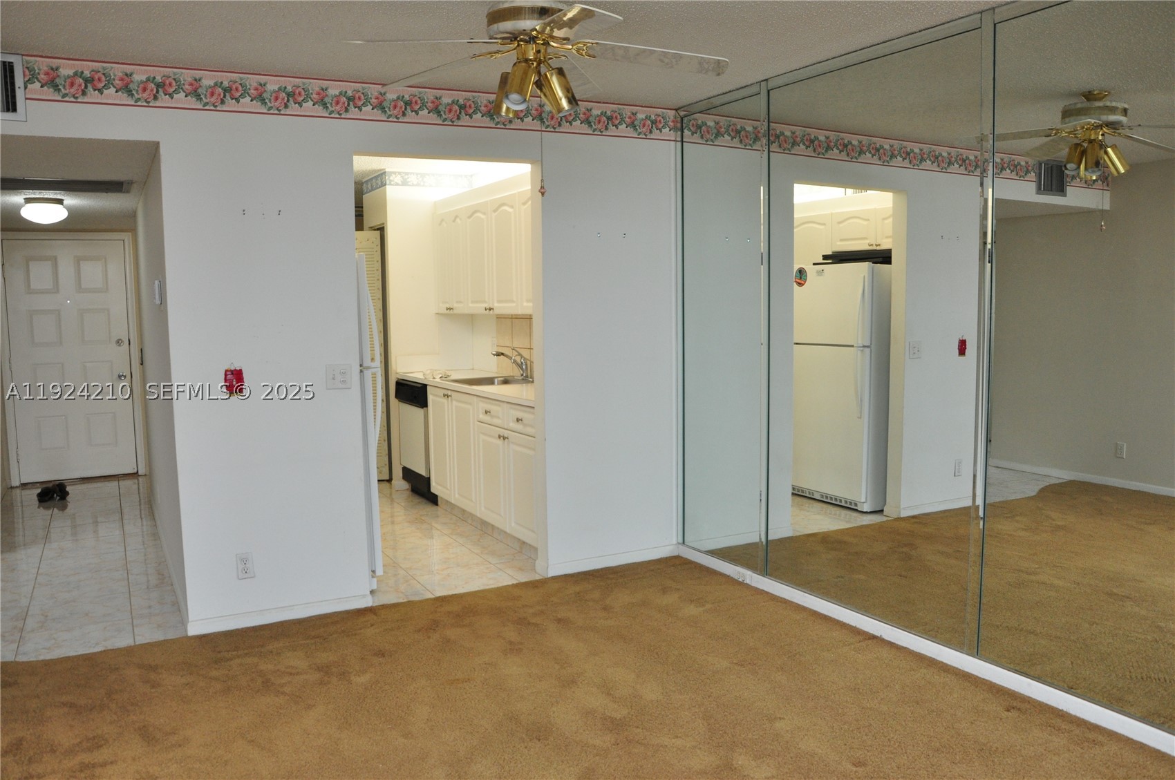 IVANHOE EAST AT CENTURY V - Residential