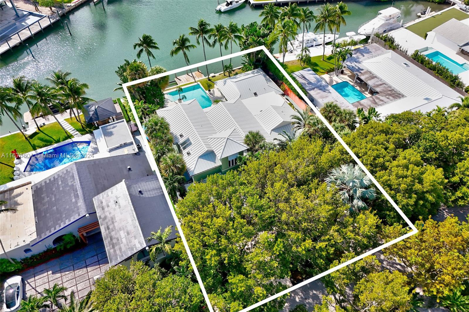 CAPE FLORIDA SUB SEC 3 - Residential