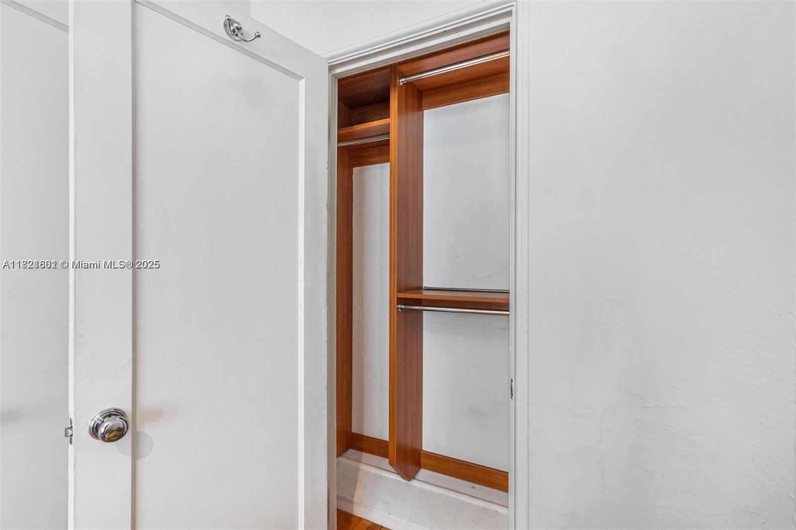 KIM AIMEE CONDO - Residential Lease