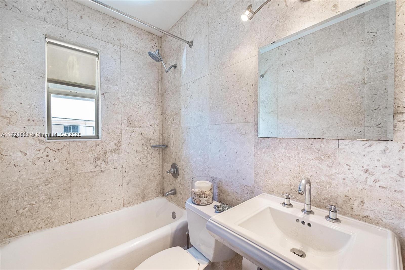 KIM AIMEE CONDO - Residential Lease