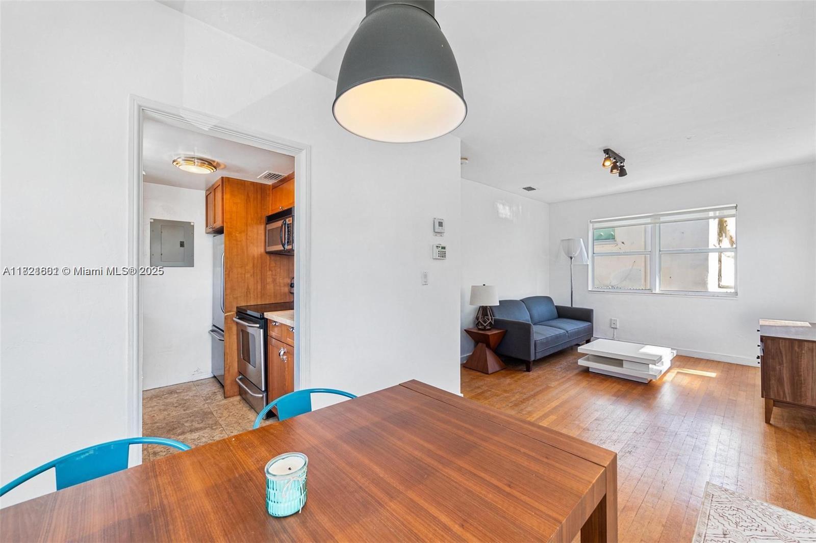 KIM AIMEE CONDO - Residential Lease