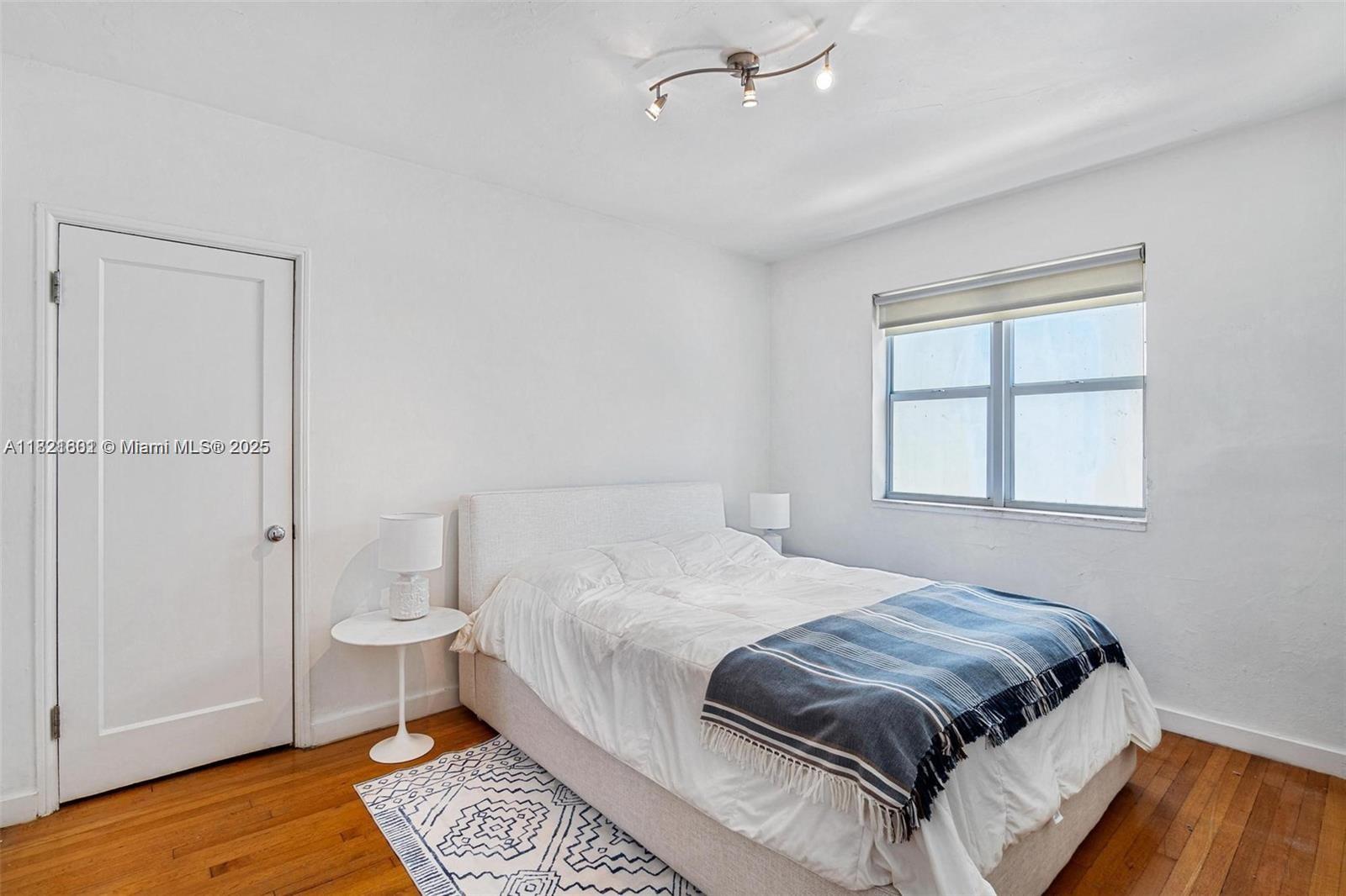 KIM AIMEE CONDO - Residential Lease