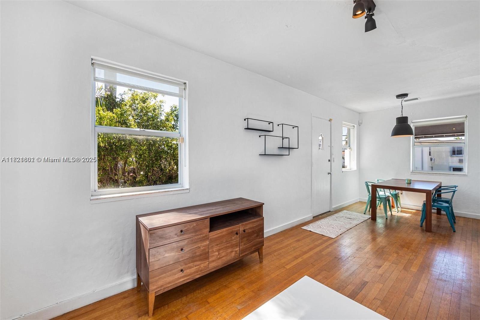 KIM AIMEE CONDO - Residential Lease