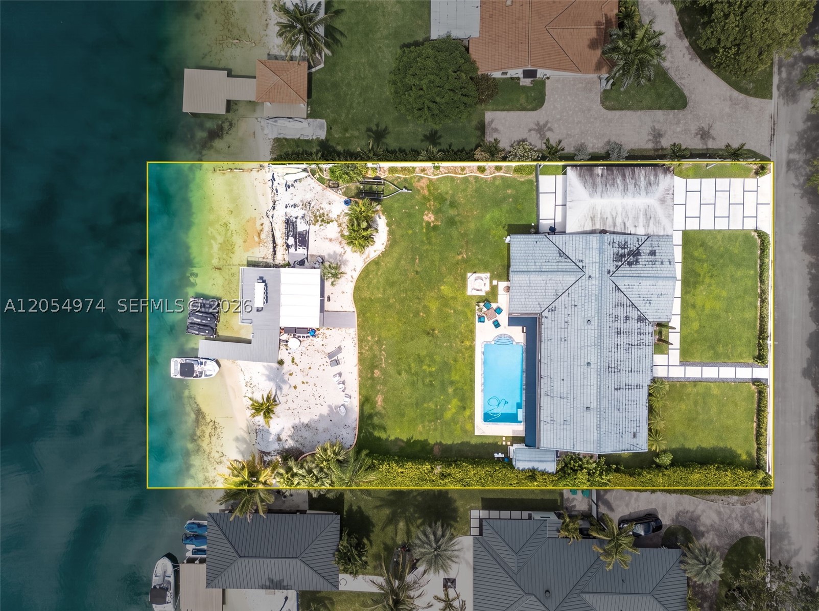 LAKESHORE SEC ONE - Residential