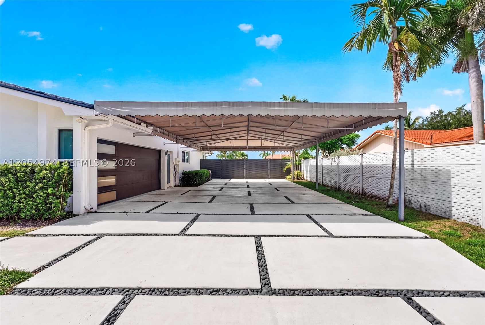 LAKESHORE SEC ONE - Residential