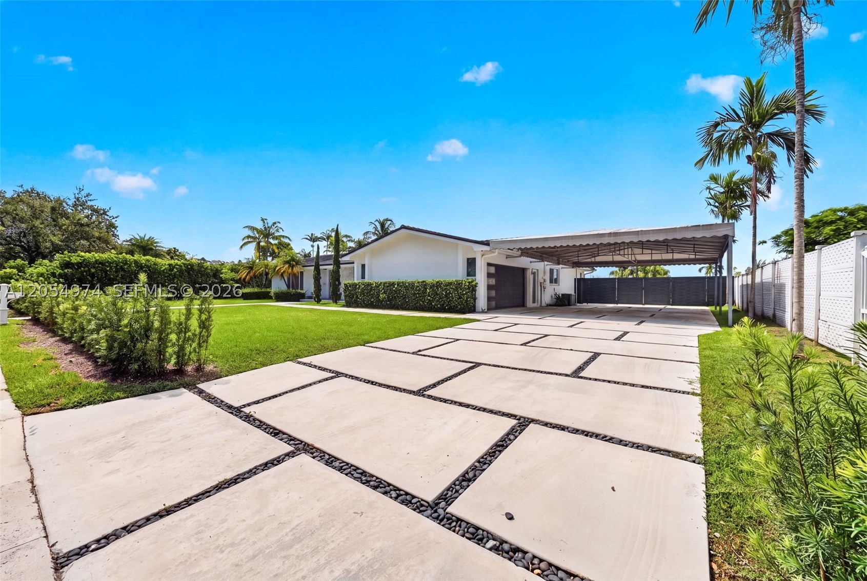 LAKESHORE SEC ONE - Residential