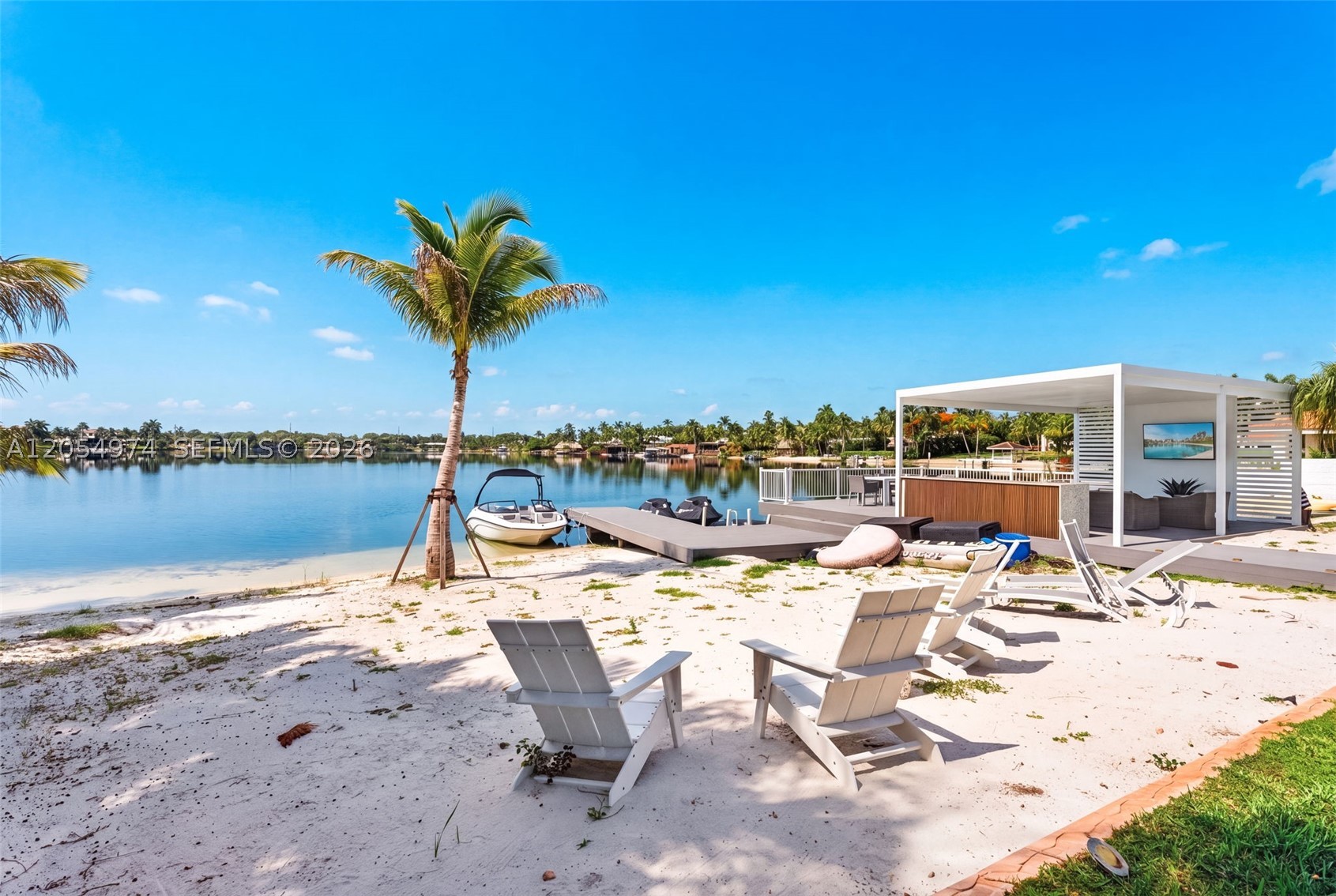 LAKESHORE SEC ONE - Residential