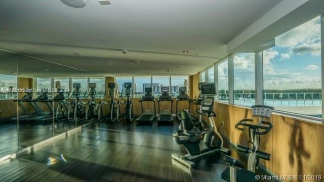 400 SUNNY ISLES CONDO EAS - Residential Lease