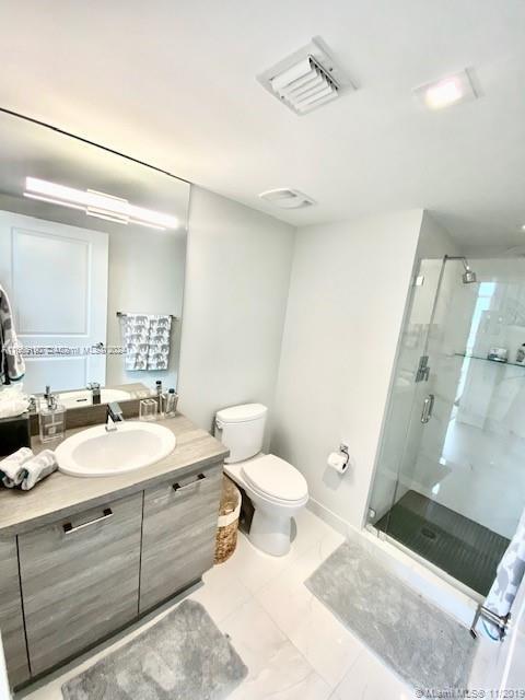 400 SUNNY ISLES CONDO EAS - Residential Lease