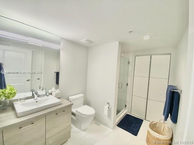 400 SUNNY ISLES CONDO EAS - Residential Lease