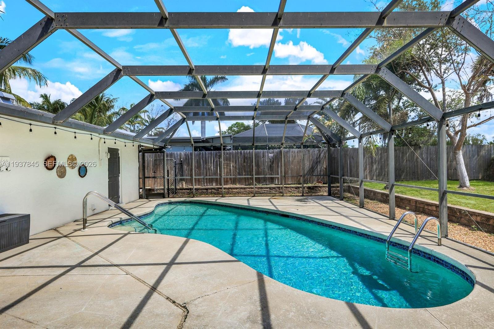 TURNER OAKS HILL ESTATES - Residential