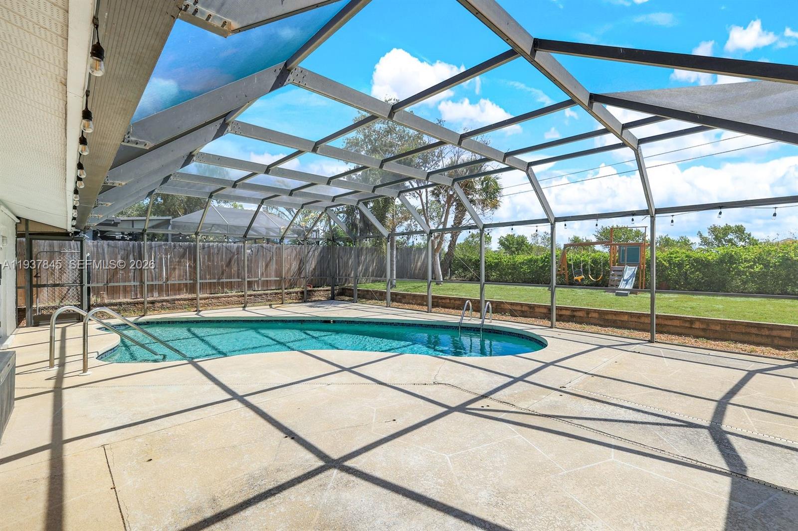 TURNER OAKS HILL ESTATES - Residential
