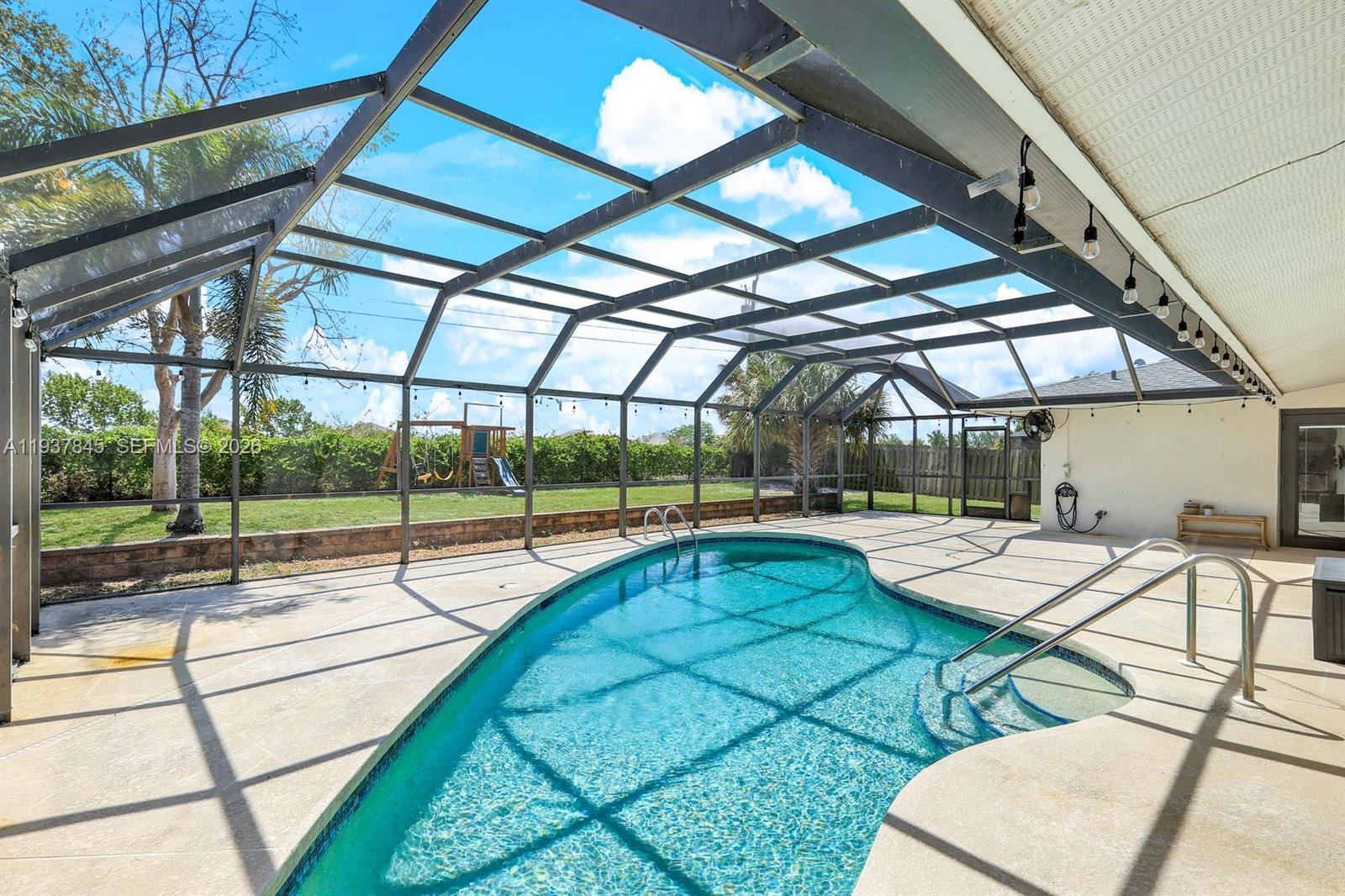 TURNER OAKS HILL ESTATES - Residential