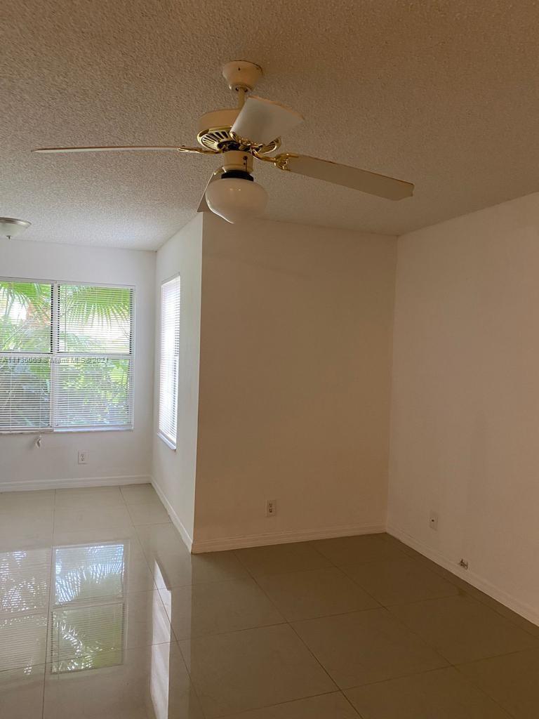 CORAL KEY CONDO - Residential