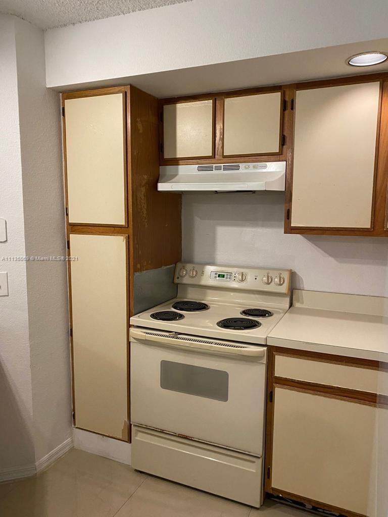 CORAL KEY CONDO - Residential