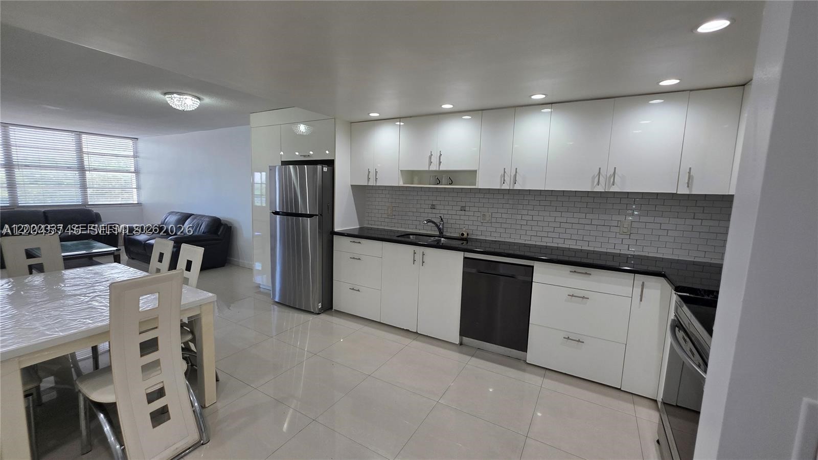 BUCKLEY TOWERS CONDO - EA - Residential