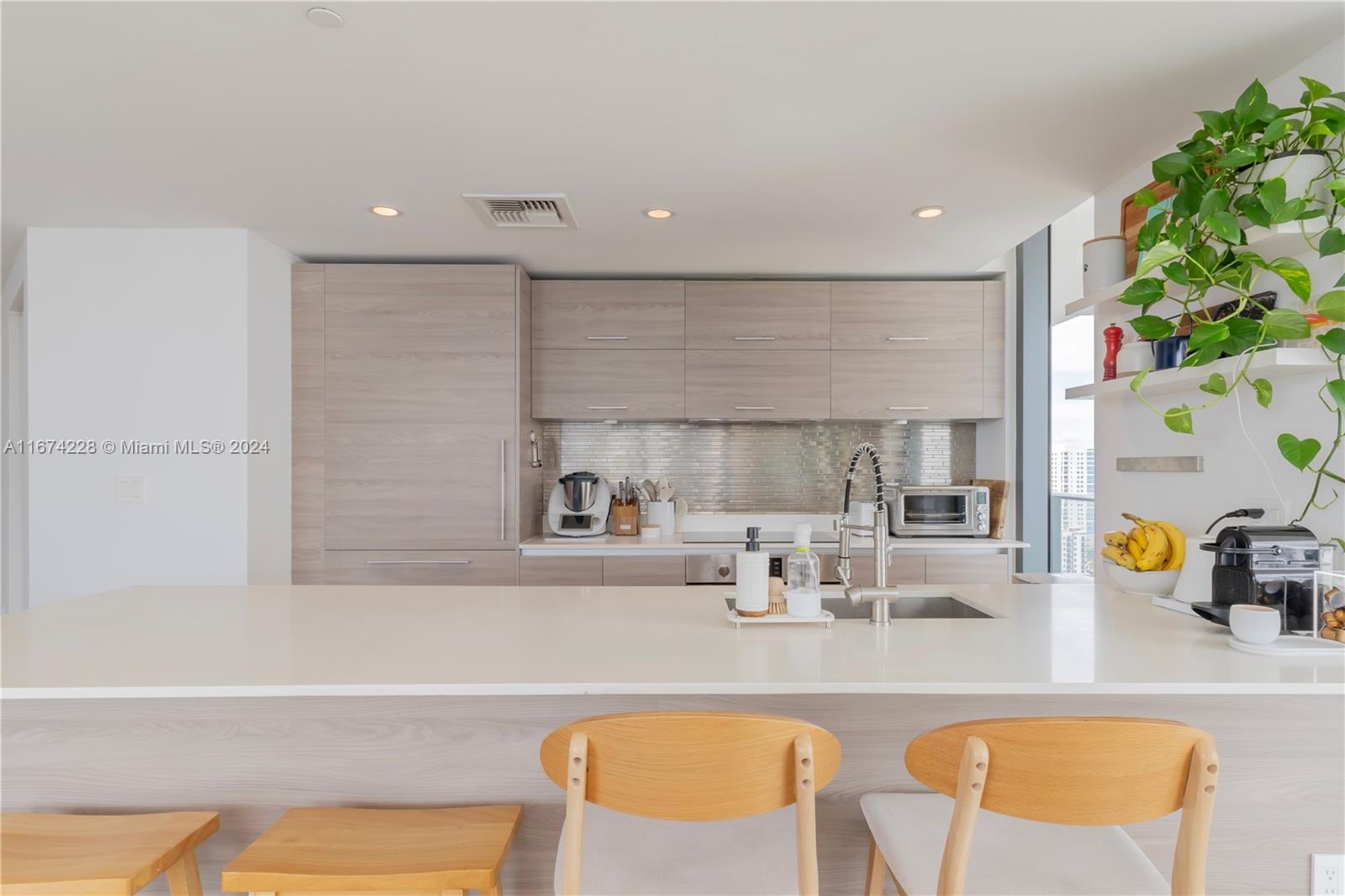 1300 S MIAMI AVENUE CONDO - Residential