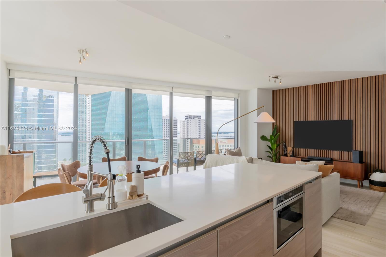 1300 S MIAMI AVENUE CONDO - Residential