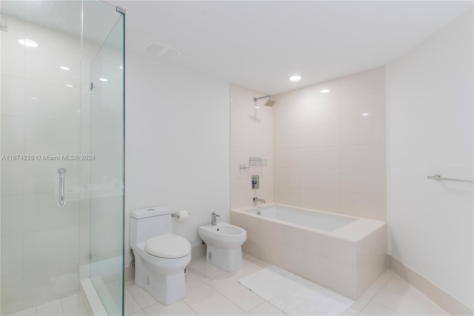 1300 S MIAMI AVENUE CONDO - Residential