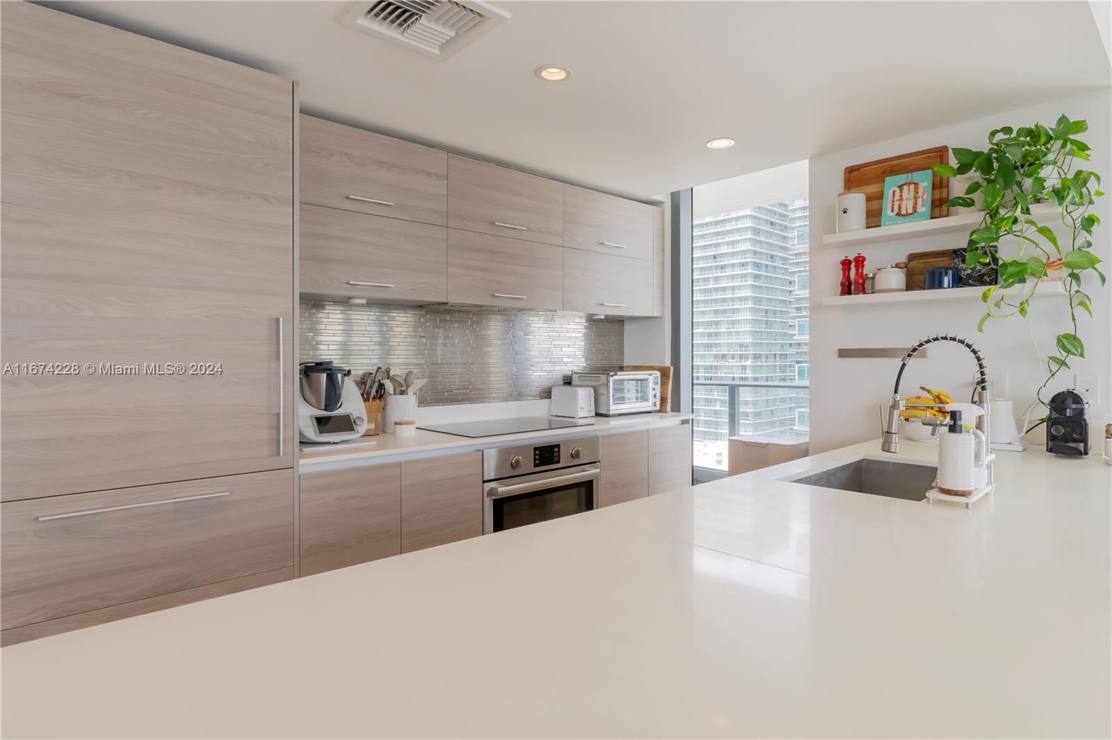 1300 S MIAMI AVENUE CONDO - Residential