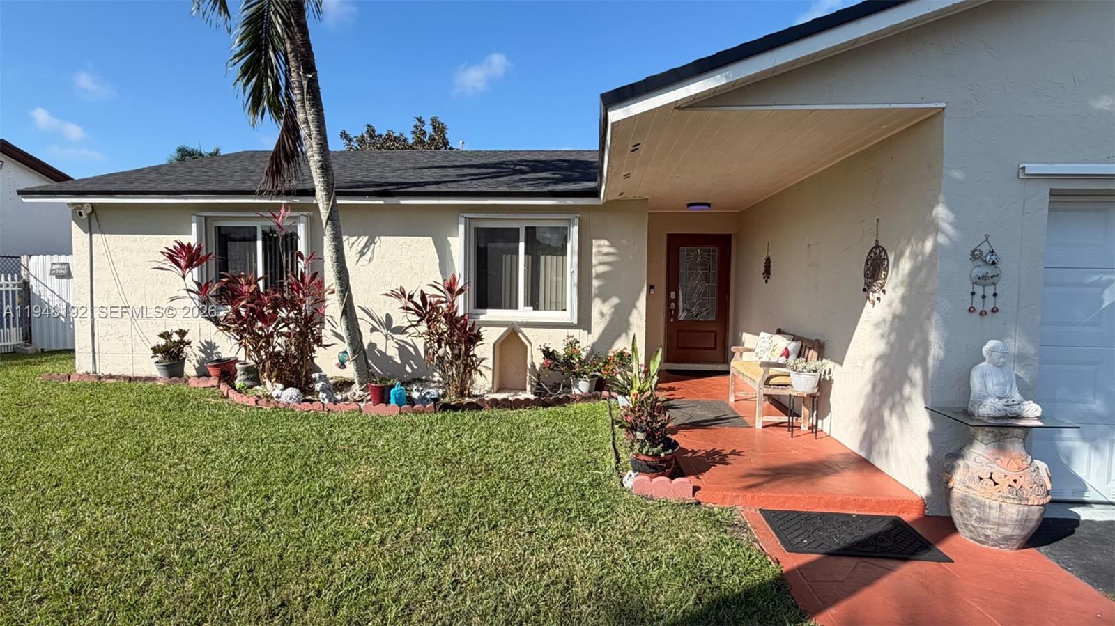 MEADOW WOOD MANOR SEC 9 - Residential