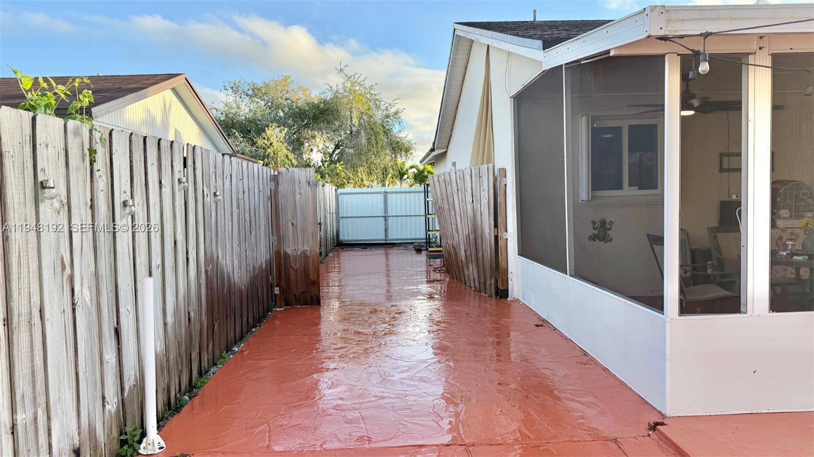MEADOW WOOD MANOR SEC 9 - Residential