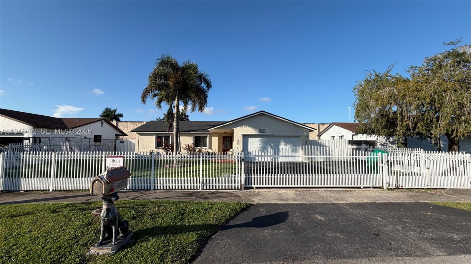 MEADOW WOOD MANOR SEC 9 - Residential