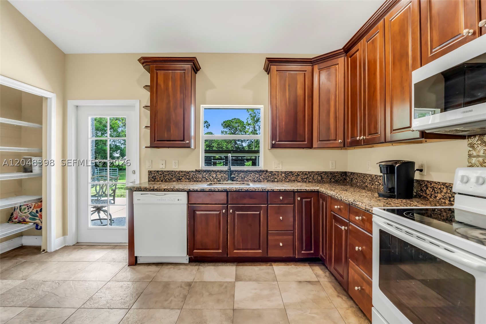 ACREAGE - Residential