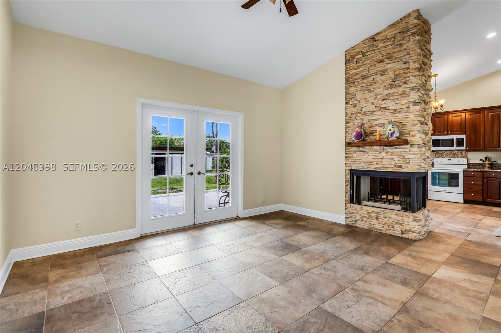 ACREAGE - Residential